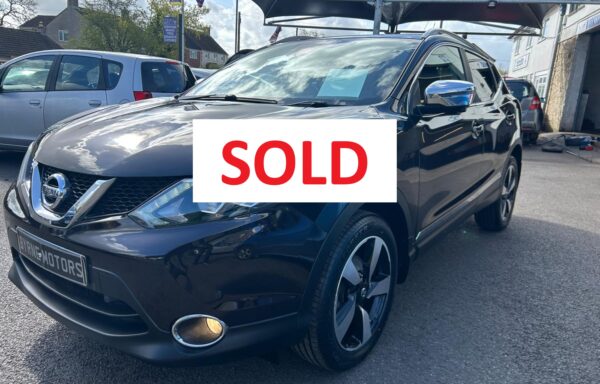 2015 65 Nissan Qashqai 1.6 DiG-T N-Tec+ 5dr, Met Black, 67,300 Miles